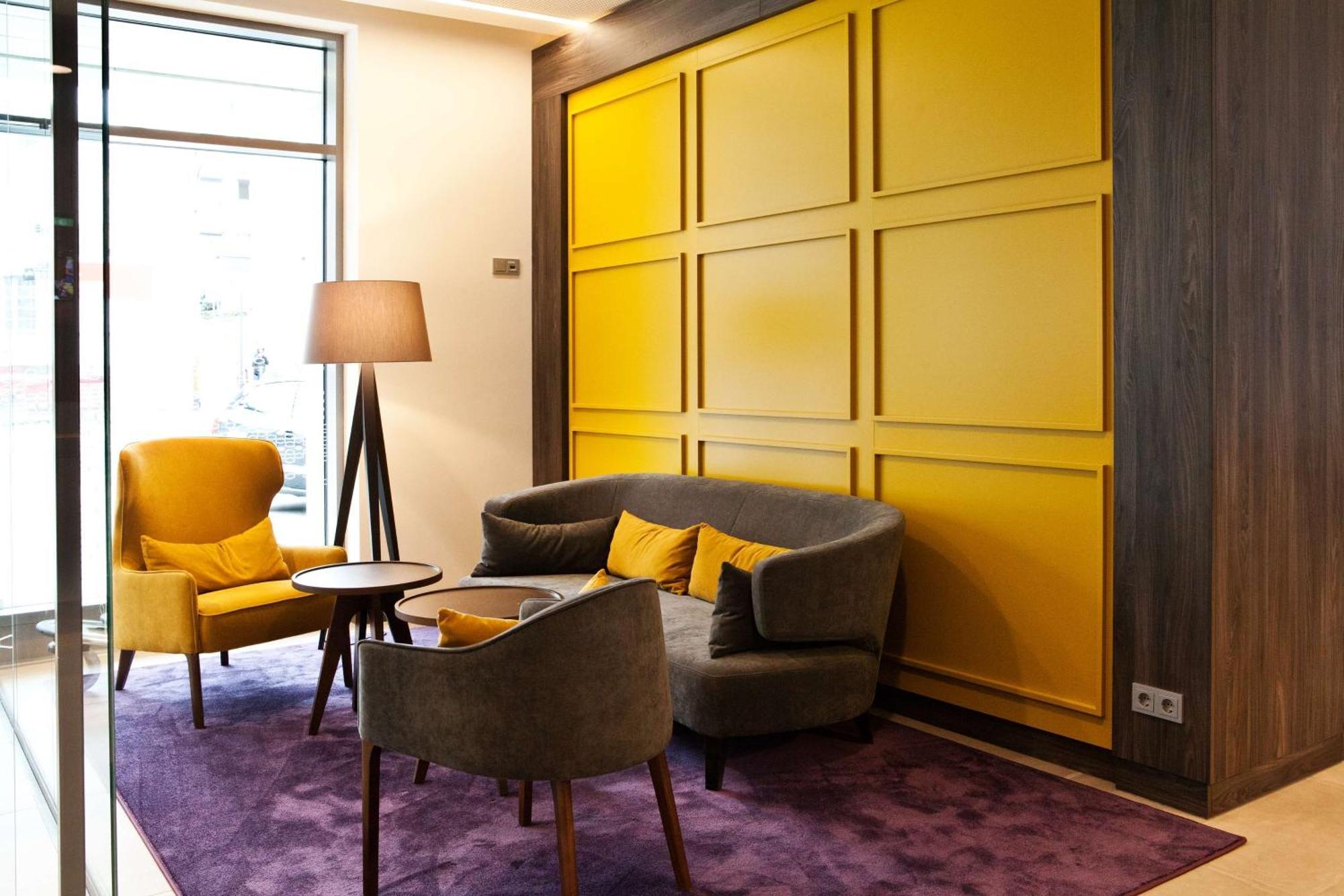 Hampton By Hilton Phoenix Hotel
